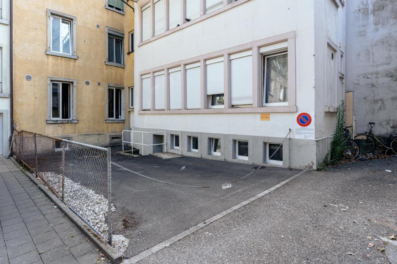 Apartment In The City Center With Free Parking Bienne Extérieur photo