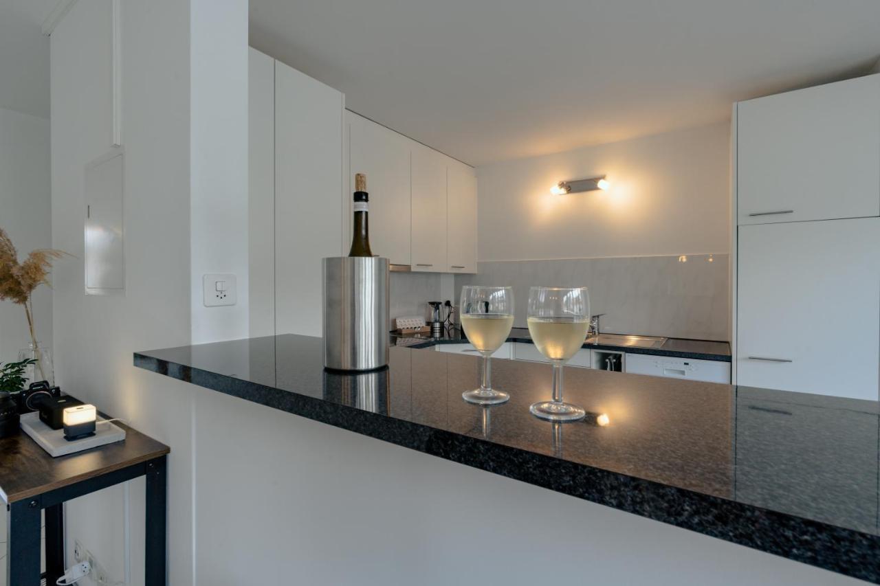Apartment In The City Center With Free Parking Bienne Extérieur photo